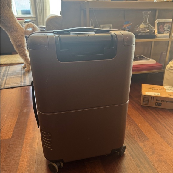 July Max Carry-On - Picture 3 of 10